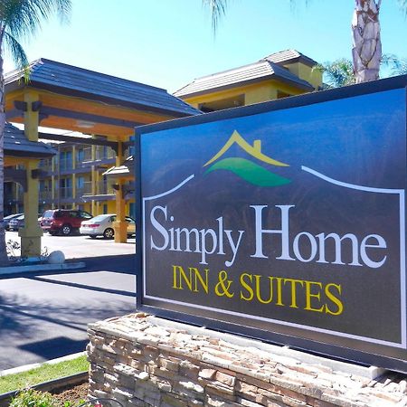Simply Home Inn & Suites - Riverside Ngoại thất bức ảnh